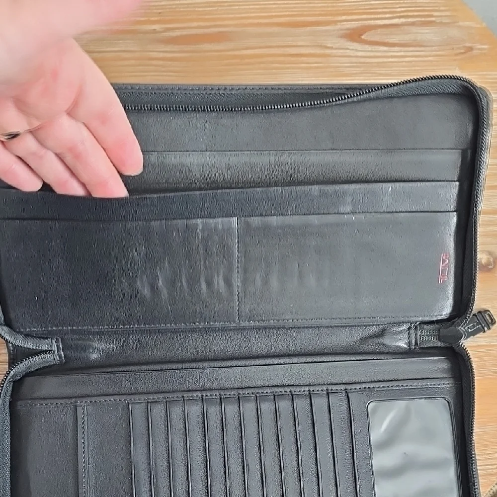 TUMI Travel Organizer Travel Long Wallet Black Popular Model RARE